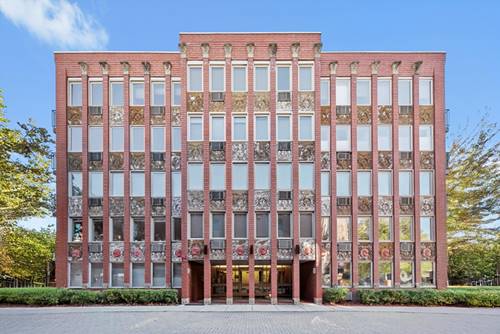 1041 Susan Collins Unit 304, Oak Park, IL 60302