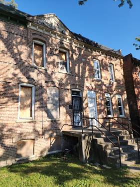 10755 S Champlain, Chicago, IL 60628
