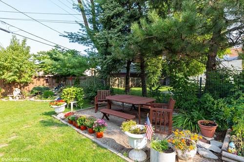 26 E Crystal Lake Unit B, Crystal Lake, IL 60014