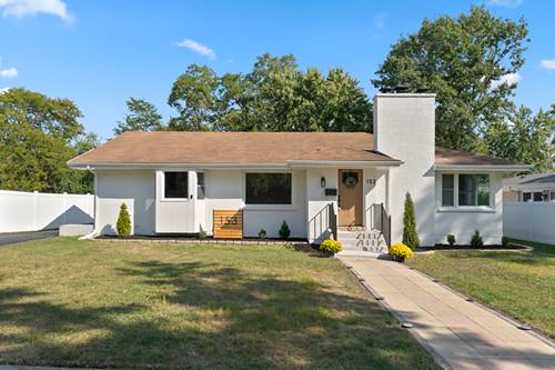 153 Grove, Glen Ellyn, IL 60137