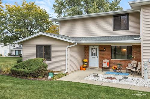 135 Fairlane Unit B, Bloomingdale, IL 60108