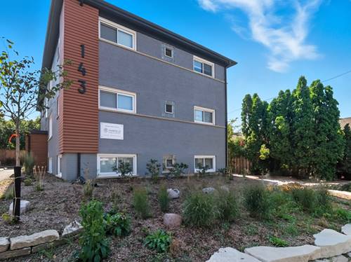 143 Ann Unit 1N, Clarendon Hills, IL 60514