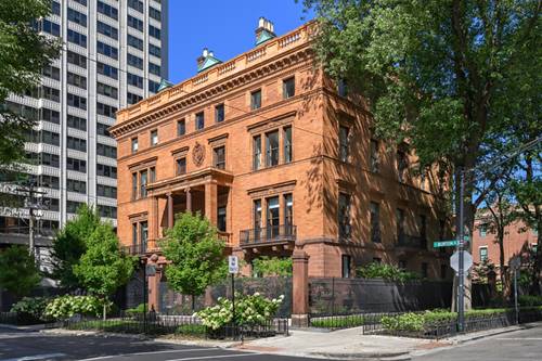 1500 N Astor Unit 6, Chicago, IL 60610