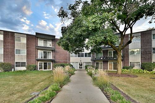 2800 Maple Unit 31C, Downers Grove, IL 60515