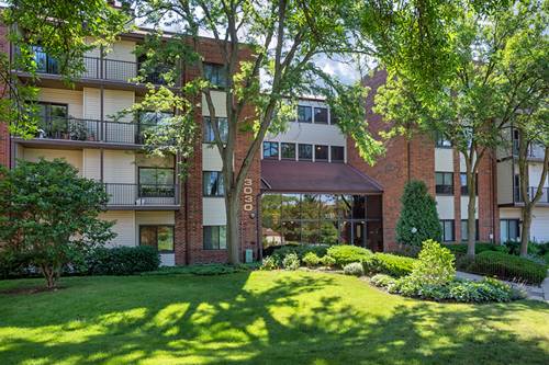 3030 Pheasant Creek Unit 102, Northbrook, IL 60062