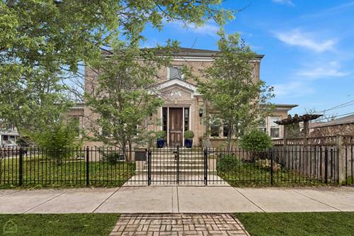 2901 W Sunnyside, Chicago, IL 60625