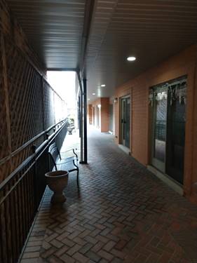 817 Chicago Unit 2, Evanston, IL 60202