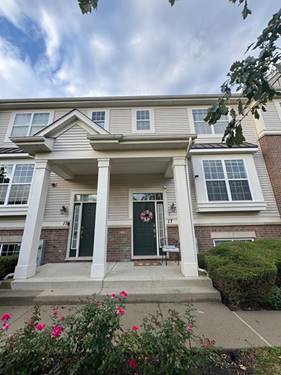 17 E Willow Unit 17, Wheeling, IL 60090