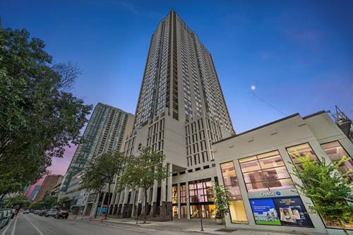 1122 N Clark Unit 2202, Chicago, IL 60610