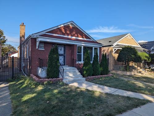 8936 S Ridgeland, Chicago, IL 60617