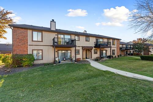 756 Rodenburg Unit 1C, Roselle, IL 60172