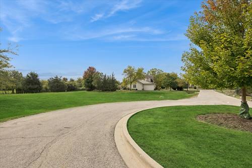 9060 Edinburgh, Lakewood, IL 60014