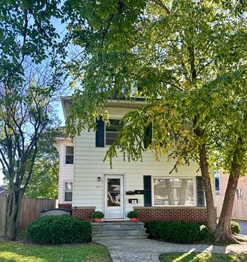845 Oakwood Unit 2, Lake Forest, IL 60045
