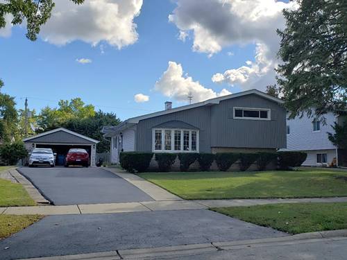 921 S Iowa, Addison, IL 60101