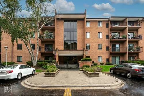 709 79th Unit 103, Darien, IL 60561