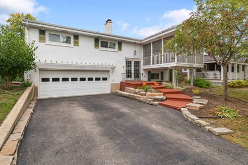 21056 W Sylvan, Mundelein, IL 60060