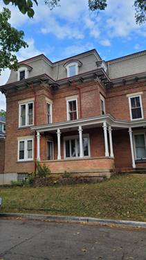117 Tennyson, Elgin, IL 60120