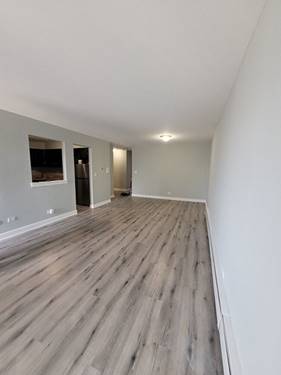 157 Gregory Unit 14, Aurora, IL 60504