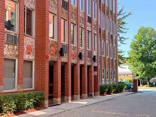1041 Susan Collins Unit 402, Oak Park, IL 60302