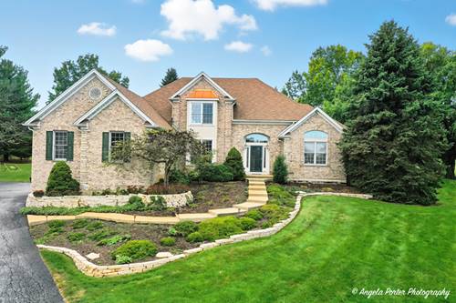 9 Bordeaux, Oakwood Hills, IL 60013