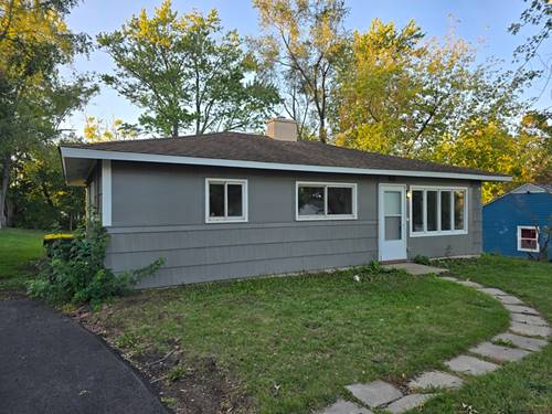 60 S Seebert, Cary, IL 60013