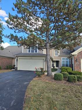 716 Clover Hill, Elk Grove Village, IL 60007