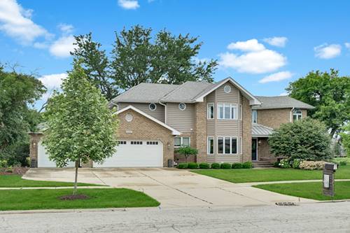 3901 White Eagle, Naperville, IL 60564