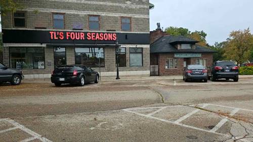 110 W Bartlett Unit 101, Bartlett, IL 60103