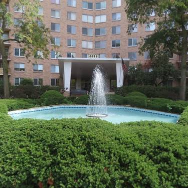 6833 N Kedzie Unit 1516, Chicago, IL 60645