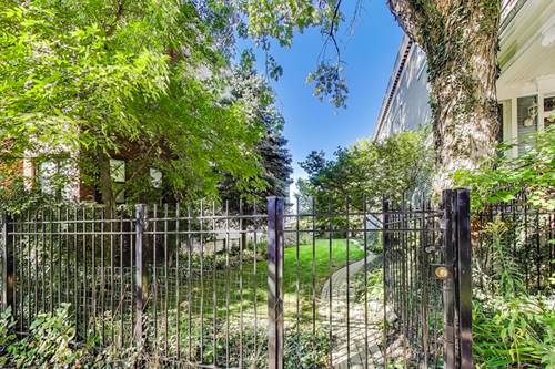 2524 W Winnemac, Chicago, IL 60625
