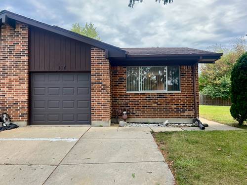 134 Virginia, Streamwood, IL 60107