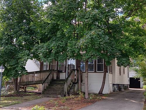 910 N Chestnut, Arlington Heights, IL 60004