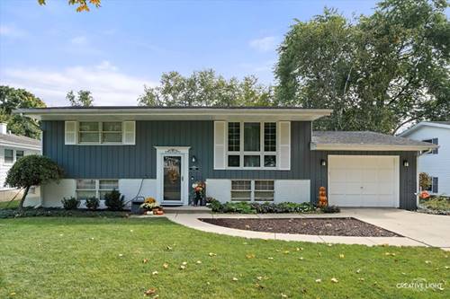 1905 Forrest, St. Charles, IL 60174
