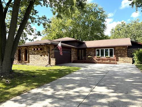 701 Brookside, Frankfort, IL 60423