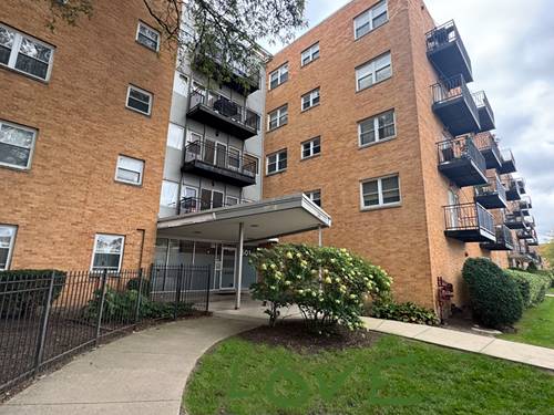 2501 W Bryn Mawr Unit 201, Chicago, IL 60659