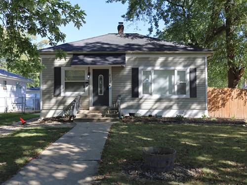 917 N Linden, Waukegan, IL 60085