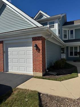 216 Winnsboro Unit A, Schaumburg, IL 60193