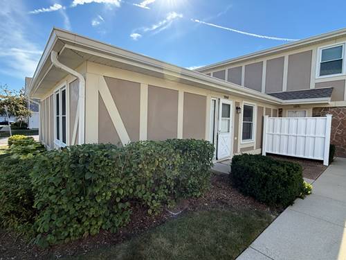 1068 Glouchester Harbor Unit 1068, Schaumburg, IL 60193
