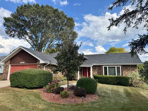 11S067 West, Naperville, IL 60565