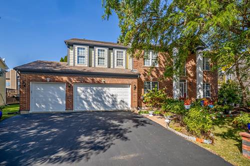 7 Shoal Creek, Lake In The Hills, IL 60156
