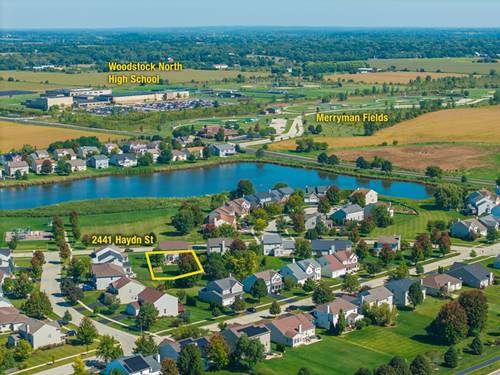 2441 Haydn, Woodstock, IL 60098
