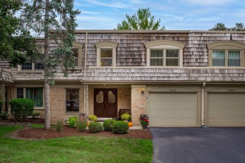 19W074 Avenue Barbizon, Oak Brook, IL 60523