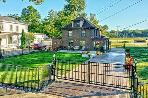 527 E Main, Ottawa, IL 61350