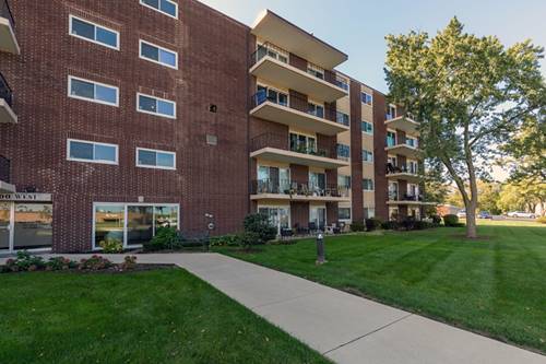 5300 Walnut Unit 11B, Downers Grove, IL 60515