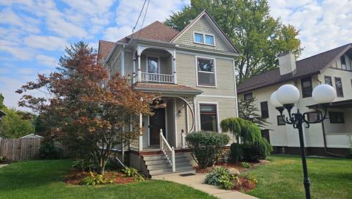121 Paris, Rockford, IL 61107
