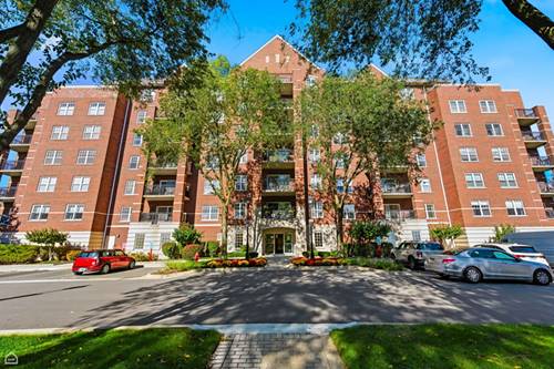 440 W Mahogany Unit 303, Palatine, IL 60067