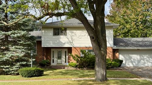 900 E Golfview, Mount Prospect, IL 60056