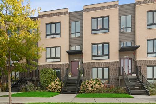 2347 Parkside, Schaumburg, IL 60173