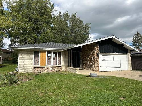 4228 Applewood, Matteson, IL 60443