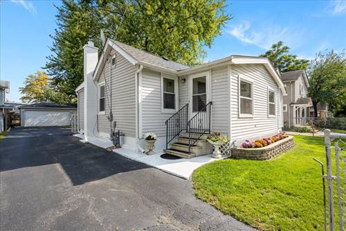271 N Smith, Aurora, IL 60505